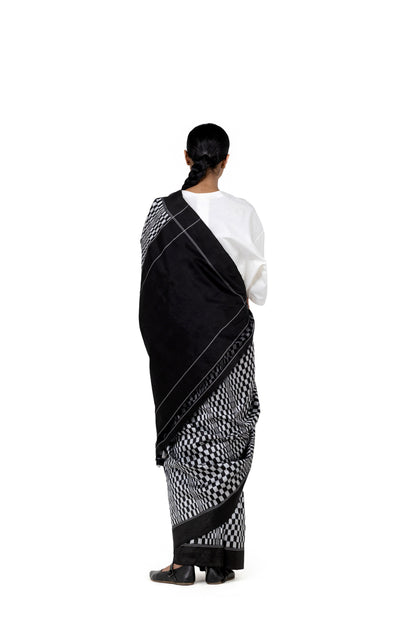 DAKSHIN